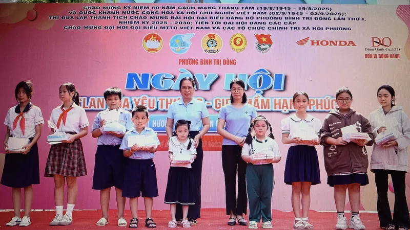 Nhiều hoạt động bảo vệ môi trường, chăm lo người dân ở phường Bình Trị Đông 