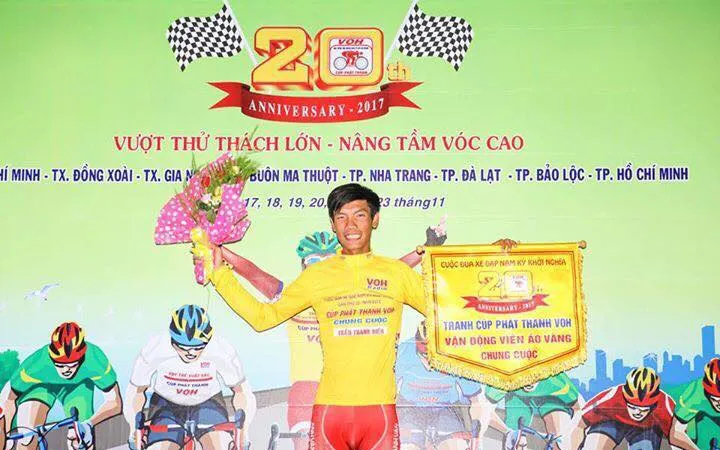 Trần Thanh Điền mặc áo vàng chung cuộc giải năm 2017.