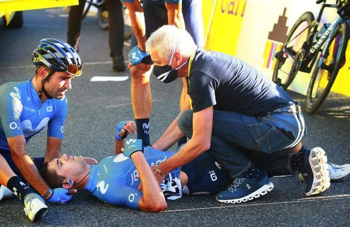 Eduard Prades bị té gãy đốt sống tại Tour de Pologne 2020.