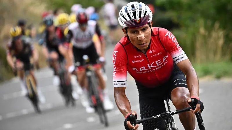 Nairo Quintana luôn dũng mãnh trên đường đua