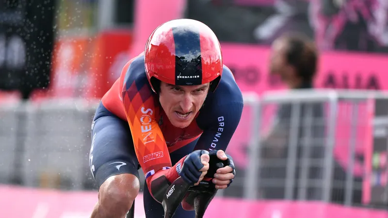 Geraint Thomas sẽ mặc áo hồng Giro d’Italia 2023 từ chặng 10