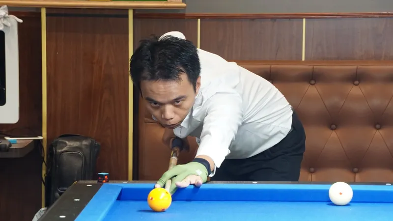 Nguyễn Duy Trung giành 2 HCV Carom