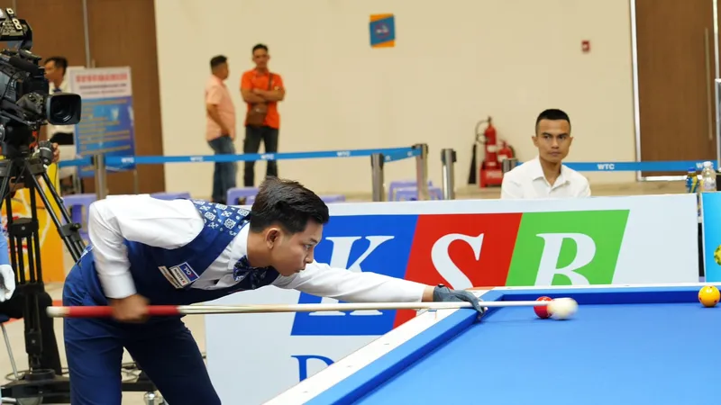 Cơ thủ trẻ Campuchia Puth Chan Dara tiến vào vòng knock out