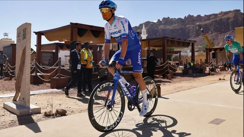 Lukas Pöstlberger đã góp nhiều công sức cho Jayco AlUla 