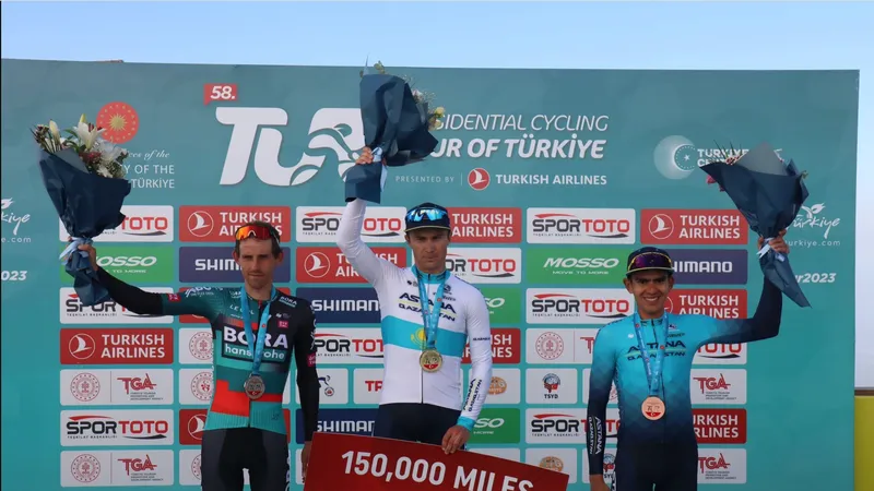 Alexey Lutsenko vươn lên dẫn đầu bảng tổng sắp Tour of Turkey 2023