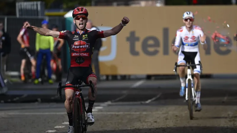Eli Iserbyt chiến thắng Overijse Druivencross 2023