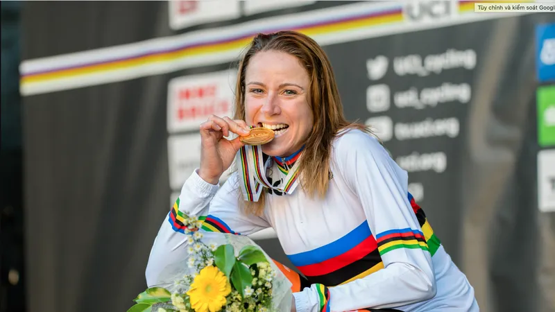 Annemiek van Vleuten từng vô địch thế giới