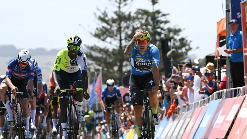 Sam Welsford chiến thắng chặng 4 Tour Down Under 2024