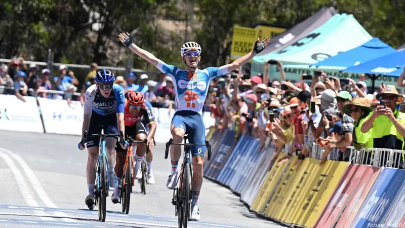 Oscar Onley chiến thắng chặng 5 Tour Down Under 
