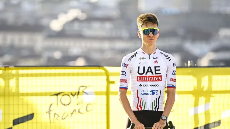 Tadej Pogacar đang có phong độ cao trước thềm Tour de France