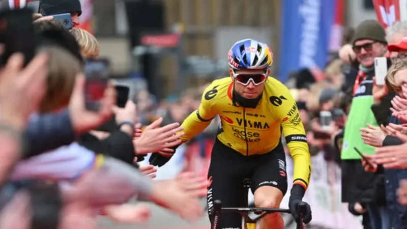 Wout van Aert rất được cổ động viên yêu mến