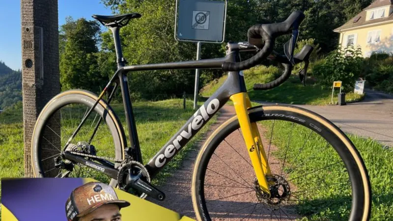 Wout Van Aert bán đấu giá xe thi đấu Tour de France 2022 làm từ thiện