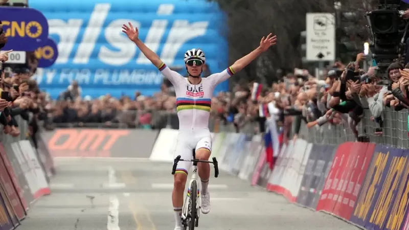 Tadej Pogacar chiến thắng solo ở Il Lombardia 2024