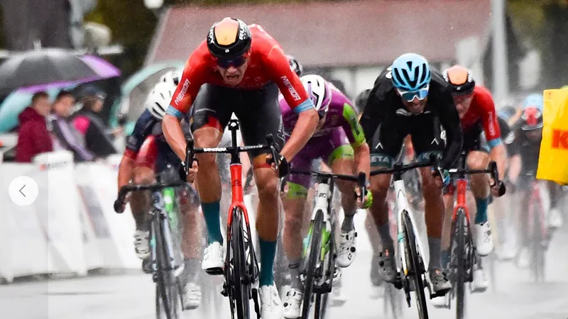 Jonathan Milan được chọn tham dự Tour de France 2025