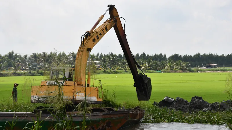 Tỉnh Tây Ninh kiến nghị Trung ương hỗ trợ vốn để sớm triển khai các dự án chống sạt lở