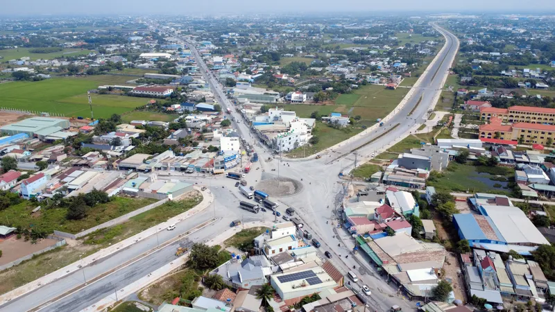 Tỉnh Tây Ninh đang tập trung đầu tư các dự án hạ tầng giao thông trọng điểm, định hình không gian phát triển mới