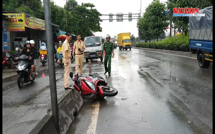 Nữ sinh bị xe buýt cán tử vong