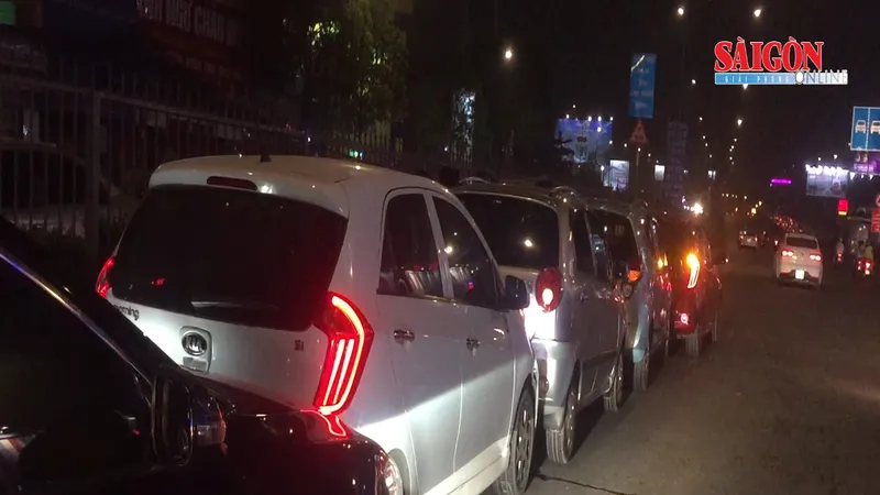 Tránh 1 xe chạy ẩu, 6 xe va chạm liên hoàn