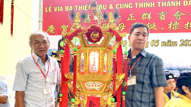 旧邑崇正群宾会馆庆贺圣母宝诞并举行标投圣灯