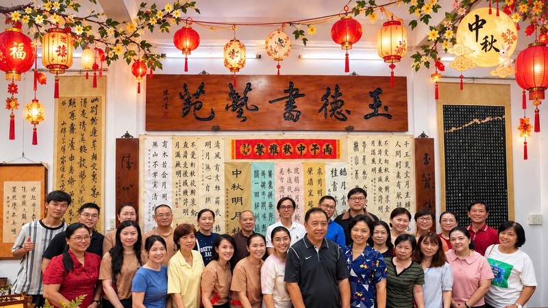 林汉城老师玉学员们济济一堂。仁建/摄