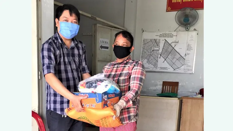 Gần 600 triệu đồng hỗ trợ người dân khó khăn trong dịch Covid-19