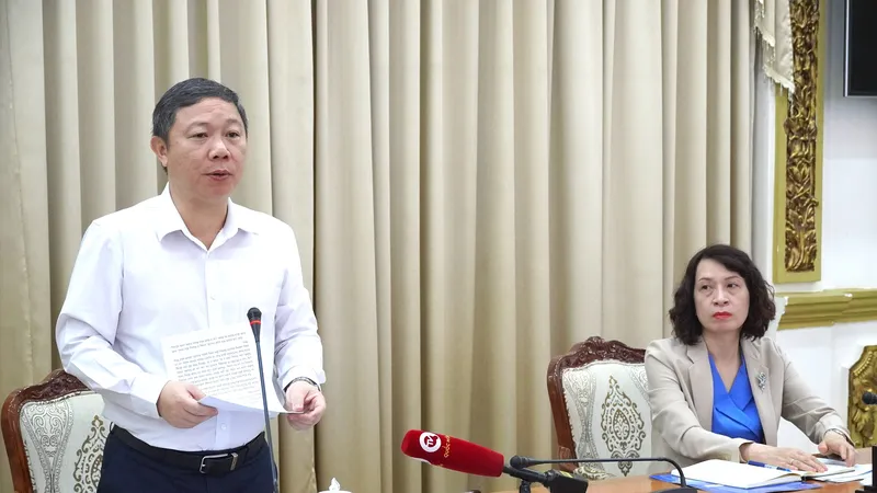 Phó Chủ tịch UBND TPHCM Dương Anh Đức tại buổi làm việc với Bộ Y tế về công tác phòng chống dịch bệnh