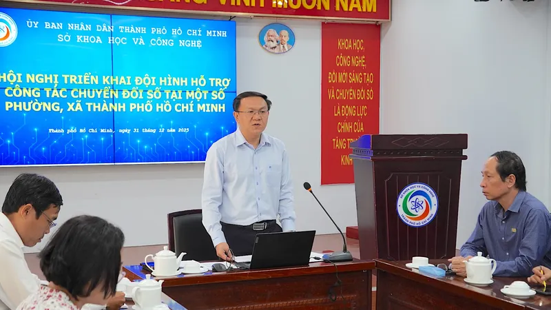 Giám đốc Sở KH-CN TPHCM Lâm Đình Thắng phát biểu tại hội nghị. QUANG HUY