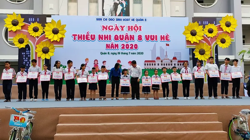 Thiếu nhi TPHCM vui hè bổ ích, an toàn