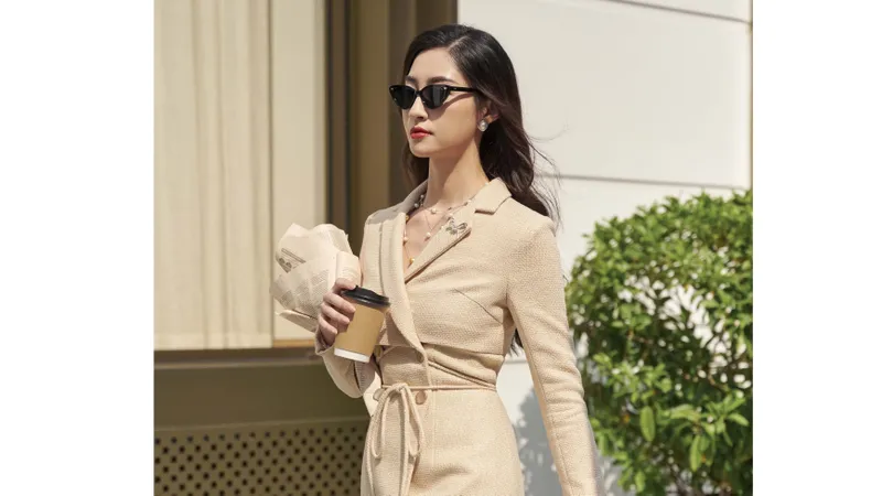 Hoa hậu Lương Thùy Linh thanh lịch trong thiết kế của Lê Thanh Hòa