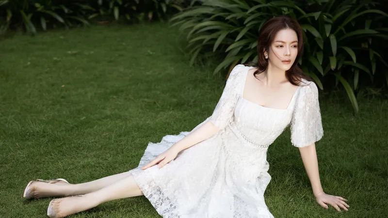 Lê Thanh Hòa tung bộ sưu tập mới, lấy cảm hứng vẻ đẹp của người phụ nữ Á Đông 