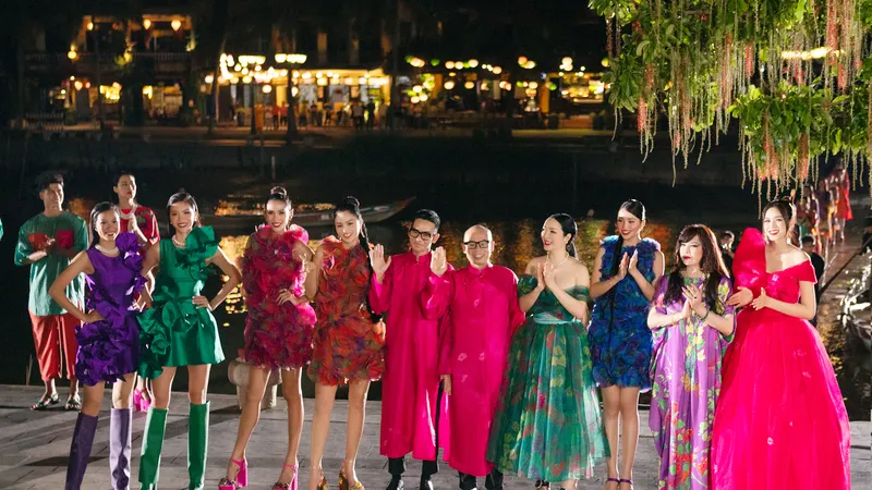 Show diễn “Vùng trời bình yên”: Ngập tràn cảm xúc và màu sắc