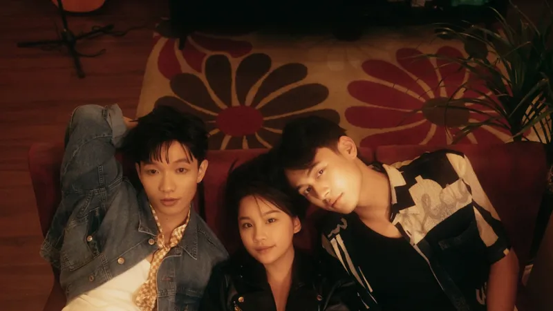 Hoàng Dũng ra mắt MV “Đôi mươi”