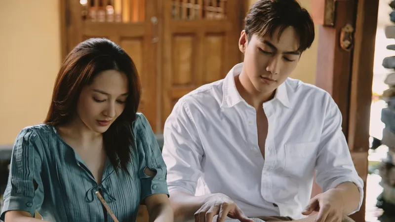 EP "không biết nên vui hay buồn": Nét trưởng thành, nhẹ nhàng trong âm nhạc Bảo Anh