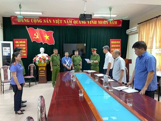 Podcast bản tin tối 20-6: Phạt tù con trai chém mẹ đẻ; Bắt tạm giam Giám đốc Trung tâm nghiên cứu khoa học của Đại học Tây Bắc