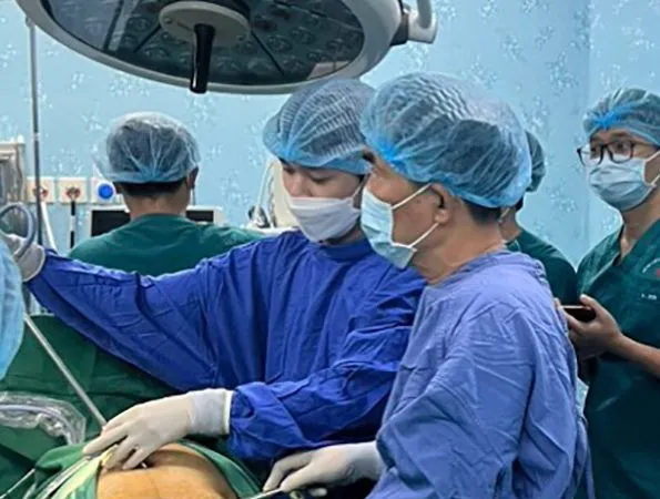 Podcast bản tin trưa 20-8: Thanh niên vỡ đại tràng, chảy máu ổ bụng do bị bạn nghịch dại bơm hơi vào hậu môn