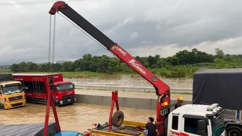 Podcast bản tin tối 14-9: Khơi đào lòng sông Phan để hạn chế ngập lụt trên cao tốc Phan Thiết - Dầu Giây