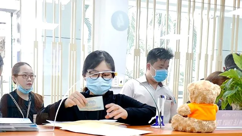 Podcast bản tin trưa 27-9: Đề xuất điều chỉnh tăng học phí đại học; Bắt kẻ đột nhập trường học trộm gần 100 chip, thanh ram máy vi tính
