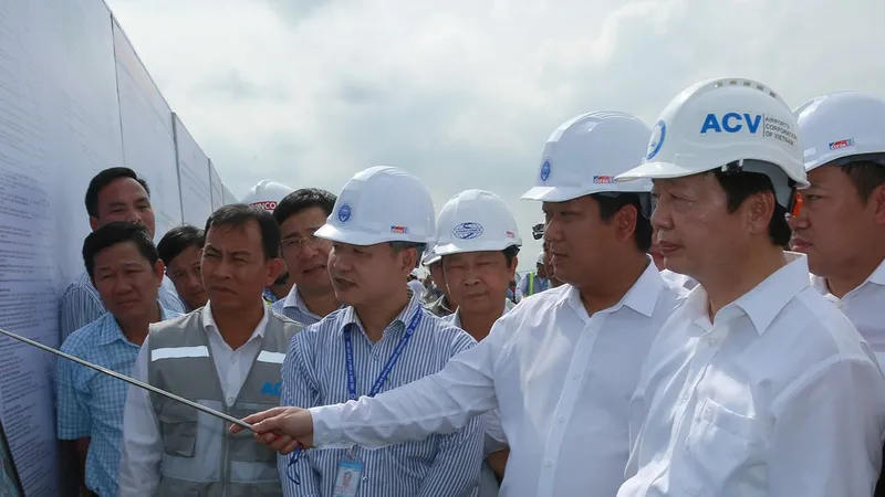 Podcast bản tin tối 16-10: Phó Thủ tướng Trần Hồng Hà kiểm tra tiến độ Sân bay Long Thành; Thông tin vụ cấp sai hơn 5.000 biển số đẹp