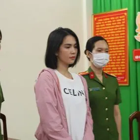 Podcast bản tin tối 19-10: Làm rõ vụ 5 người vừa ăn lẩu, uống rượu bị ngộ độc; Bắt tạm giam người mẫu Ngọc Trinh