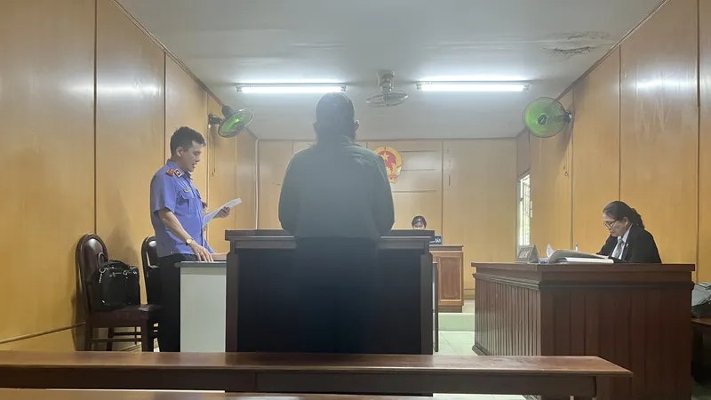 Podcast bản tin trưa 20-12: Nhận hối lộ 350 triệu đồng, cựu chấp hành viên Cục Thi hành án dân sự TPHCM lãnh 4 năm 6 tháng tù; Rét đậm, rét hại kéo dài đến 25-12