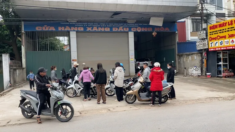 Podcast bản tin trưa 20-2: Gần 2 tháng xuất hóa đơn bán lẻ xăng dầu: Loay hoay, mỗi nơi mỗi kiểu