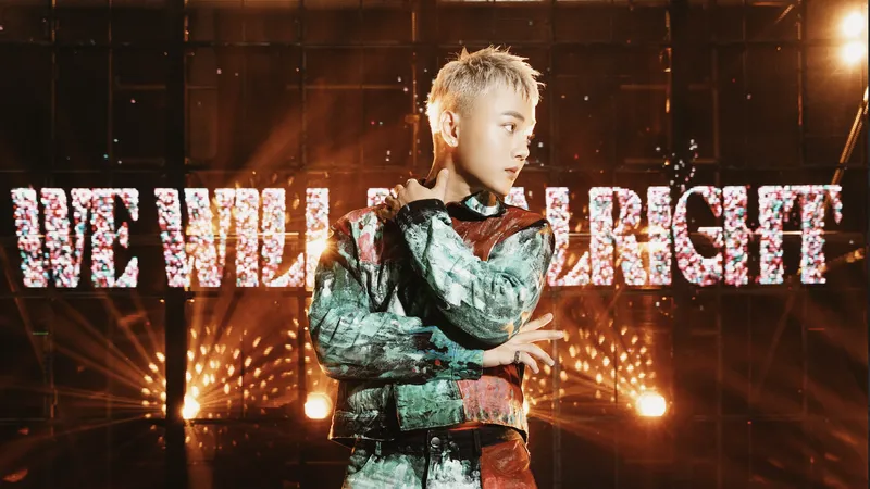Tân binh Young Bi kết hợp cùng đạo diễn “Chị đẹp đạp gió rẽ sóng” mang đến livestage debut ở tuổi 31