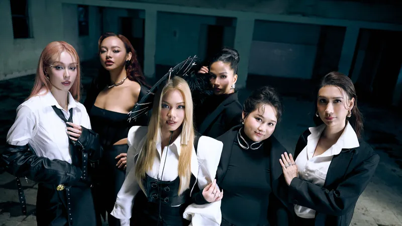 Phương Vy Idol kết hợp với dàn "chị đẹp" Vbiz ra mắt ca khúc mới