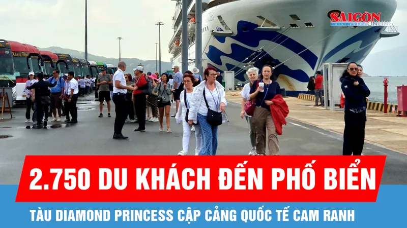 Diamond Princess cập cảng Khánh Hòa, đưa 2.750 du khách đến phố biển