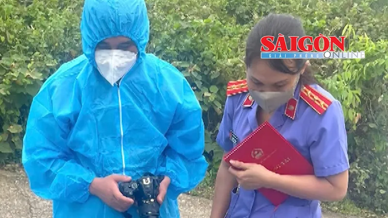 Ngày 5-5, Phòng Cảnh sát hình sự Công an tỉnh Hà Tĩnh phối hợp với Công an xã Sơn Tiến và lực lượng an ninh tại cơ sở phát hiện thi thể một người đàn ông tại khu vực đồi phía sau nghĩa trang thuộc địa bàn xã.