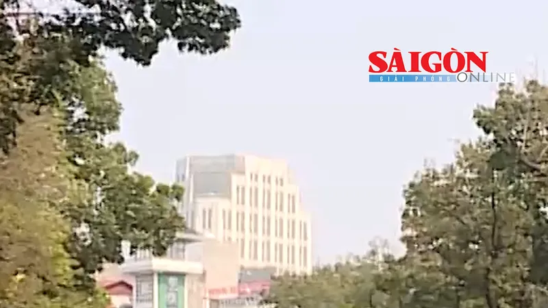 Ngày 15-5, nhiều khu vực trên cả nước xuất hiện nắng nóng và nắng nóng gay gắt trên diện rộng. Một số nơi ghi nhận nhiệt độ trên 38 độ C.