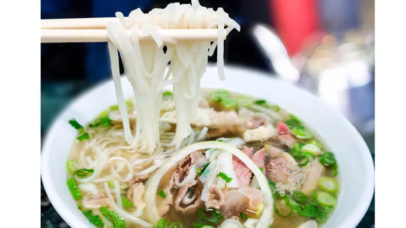 Người châu Á chọn ăn sáng theo sự thuận tiện