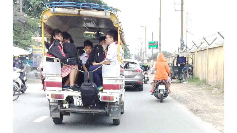 Chưa ổn trong việc đưa đón học sinh