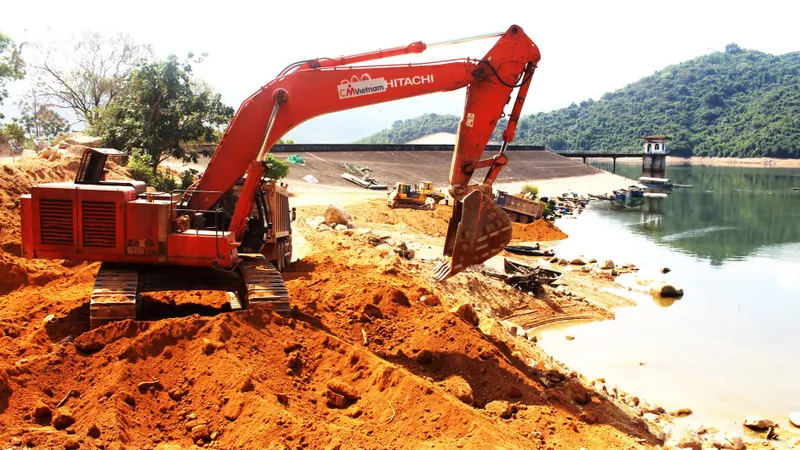 Vừa xong chống hạn đã lo chống lũ