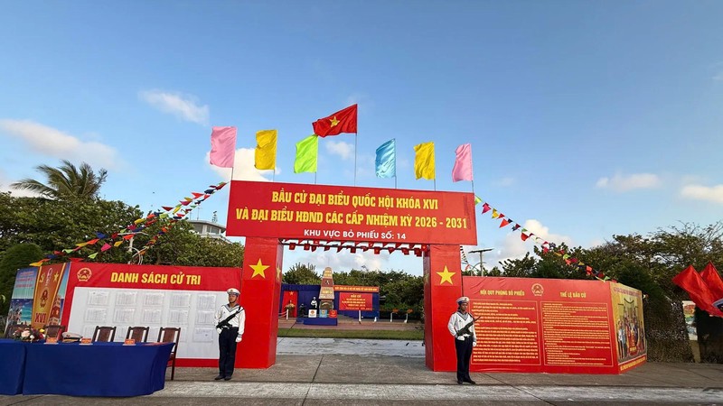 Entrance gate to the polling station (Photo: SGGP)